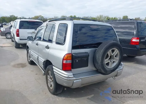 2002 Chevrolet Tracker Hard Top Lt z USA, uszkodzony, nr VIN 2CNBJ634126938635